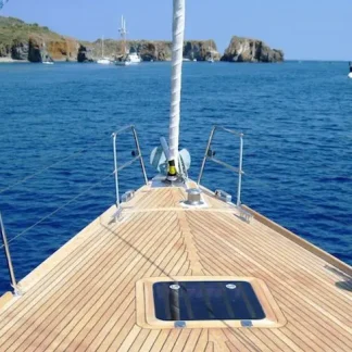 Tour delle Eolie: vacanze in barca a vela per tre giorni