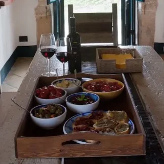 Degustazione vini Noto: visita in cantina e degustazione di 2 vini a Noto