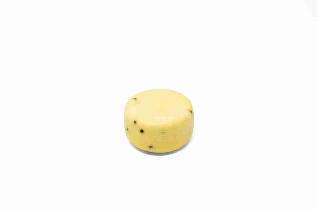 Caciotta pepe nero 500 gr.