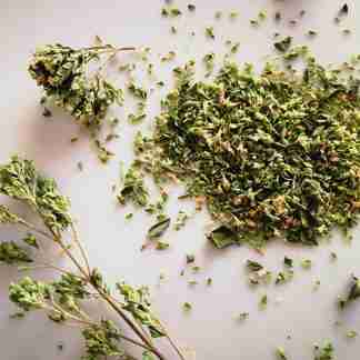 Wild Sicilian Oregano - Sieved Cleaned Flowers and Leaves - 100% Italian Product