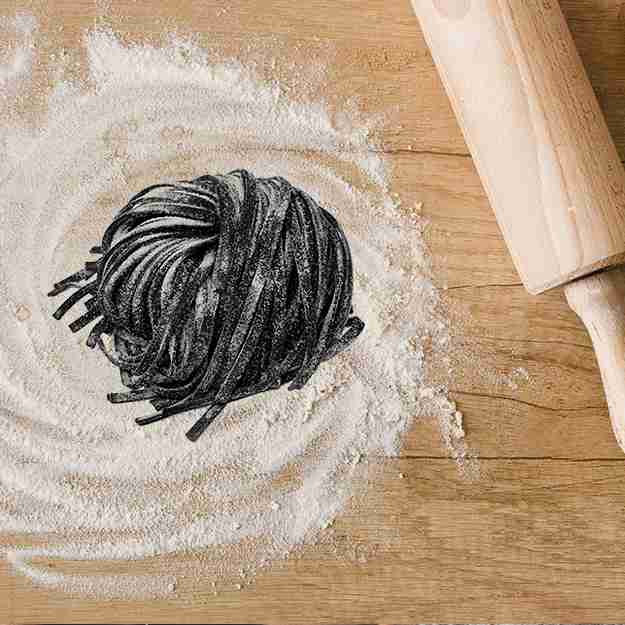 Tagliatelle al nero di seppia